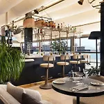 Marriott Hotel 5*