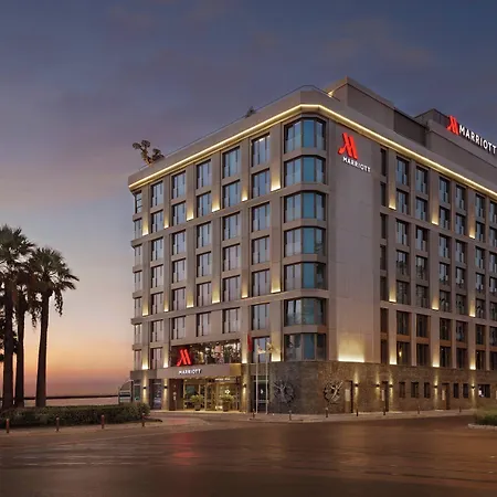 호텔 Marriott