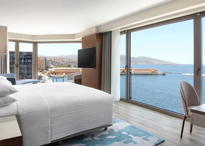 Marriott Szálloda 5*