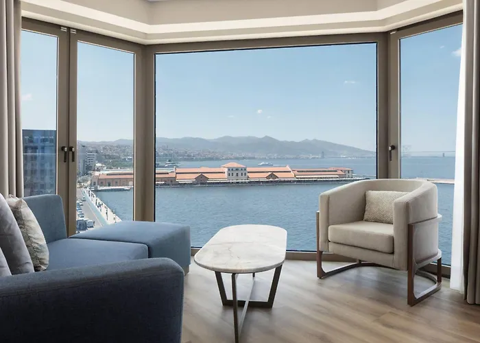 Marriott Szálloda 5*